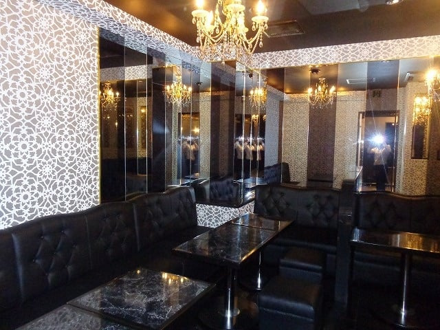 シャイン栄ビルのロビー