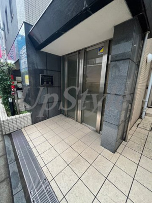 【エントランス】 | グランフォース綾瀬