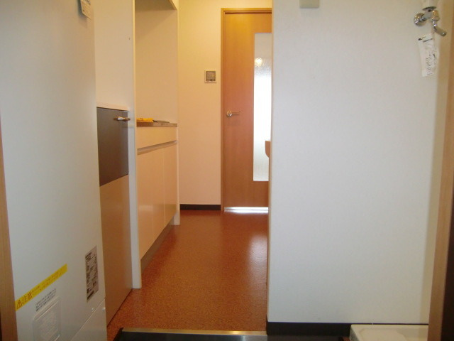 グラーツィア東灘の玄関