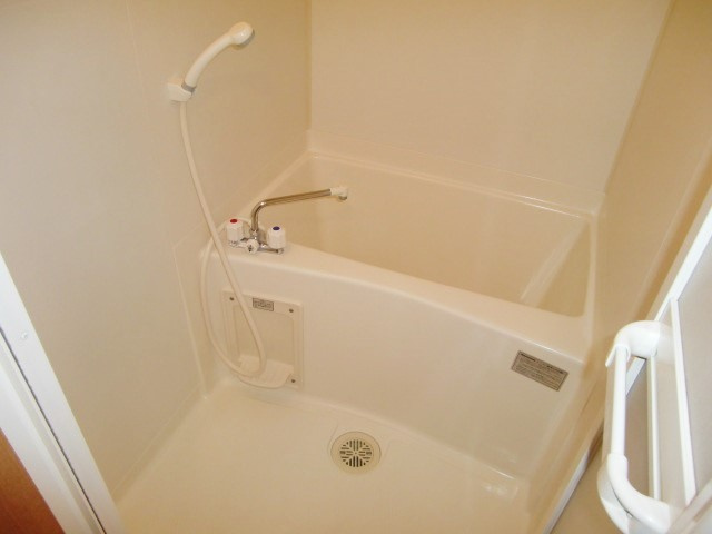 グラーツィア東灘の浴室