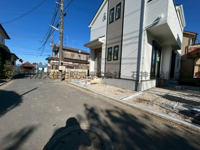 練馬区西大泉４丁目　新築一戸建　西武池袋線　保谷の前面道路含む現地写真