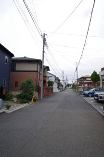 【前面道路含む現地写真】