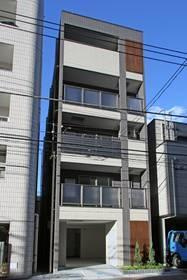 CREA元浅草の外観