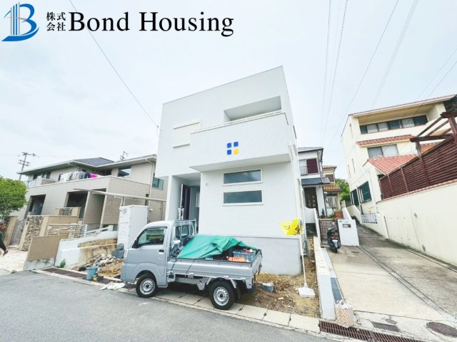 「LDKは広々約18帖」「南向きバルコニー」　塩屋町6丁目のその他