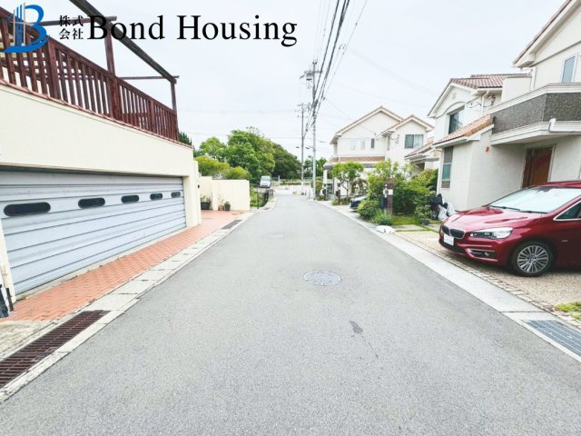 「LDKは広々約18帖」「南向きバルコニー」　塩屋町6丁目のその他