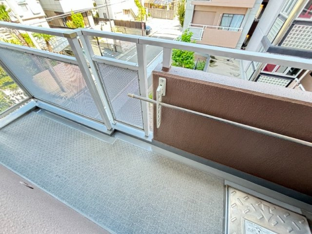アルディア伊勢のバルコニー