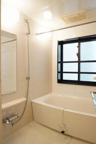 新品家具付きマンション下川端町16(KaGood福岡)の浴室