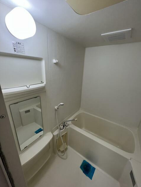 グレイスコート上野の浴室