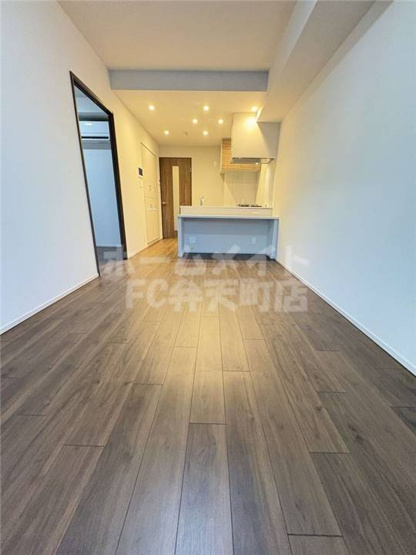 【居間・リビング】 | スプランディッド弁天町DUE