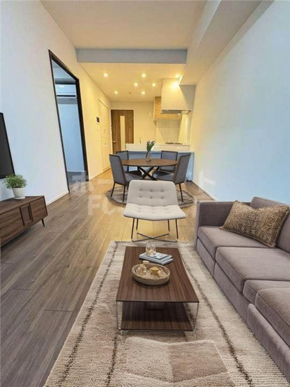 【居間・リビング】 | スプランディッド弁天町DUE | ※CGで家具を配置したもので家具は含まれません。