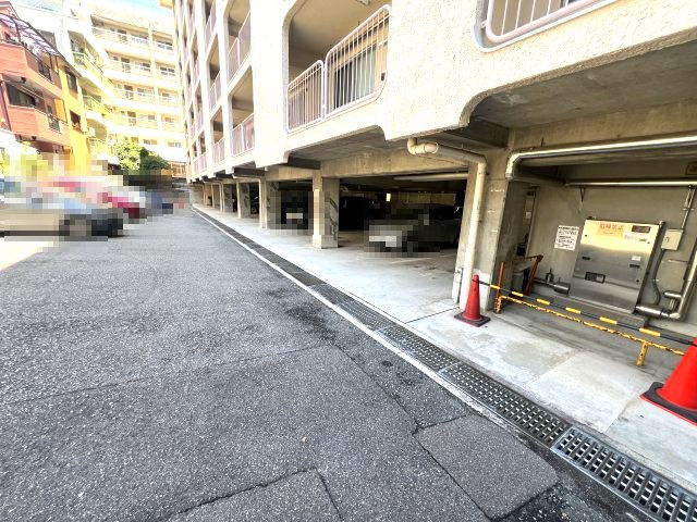 西芦屋グリーンハウスの駐車場