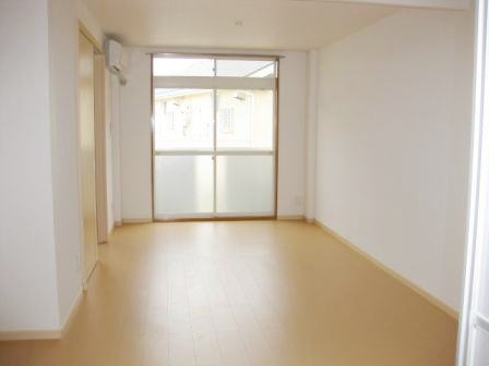 エルディム野口の居間・リビング