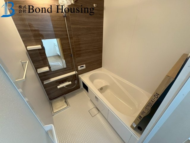 「ペニンシュラキッチン採用」朝霧山手町　全2棟　1号棟の浴室