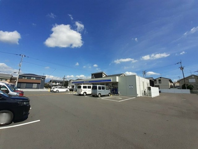 【周辺】 | カーサ・キャンフリエ | ローソン 南国大篠店まで650m