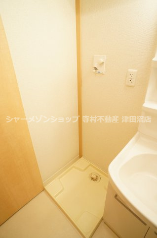 メゾン・シャトンドールの洗面所