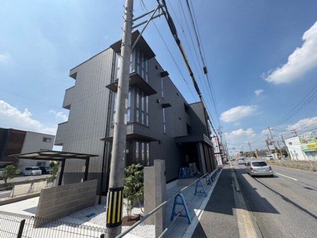 D-avance上和田の外観