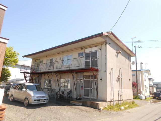 シャルロット愛国の外観