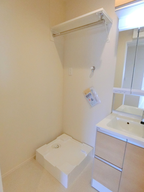 フェリシア桃井の洗面所|★室内洗濯機置場★