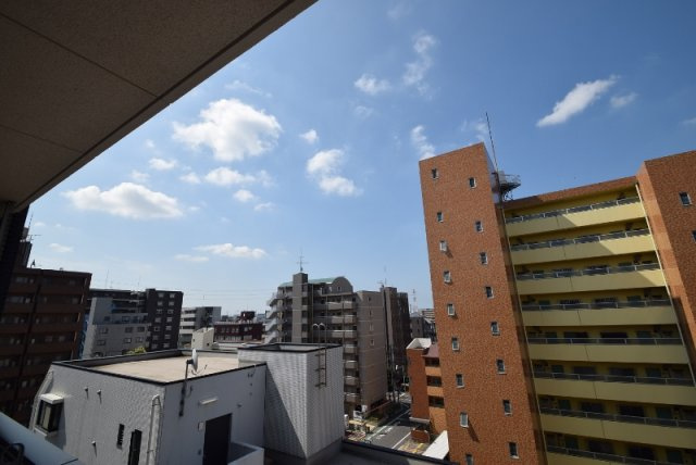 ＬＵＭＩＥＲＥの展望|展望