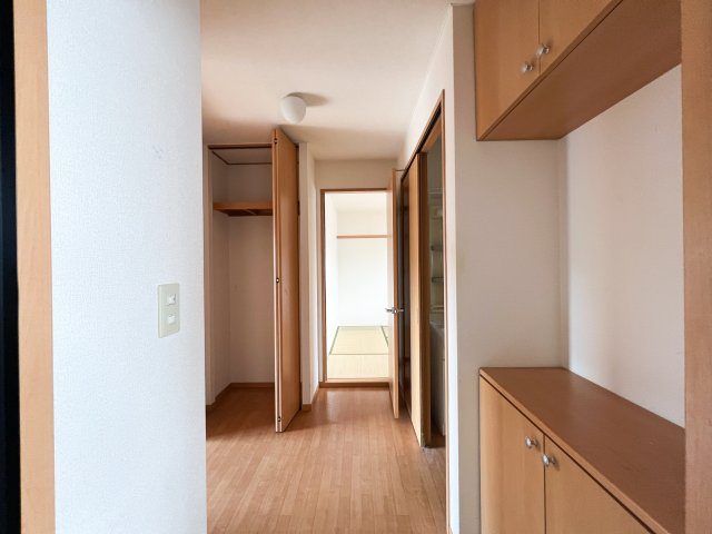 ハイツセリュー Ⅲ棟の玄関