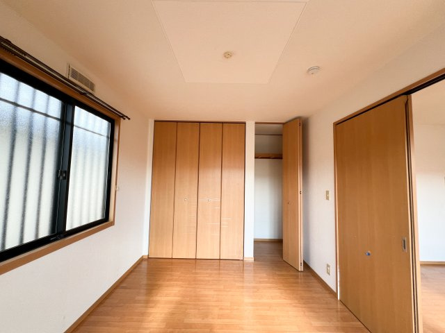 ハイツセリュー Ⅲ棟の洋室