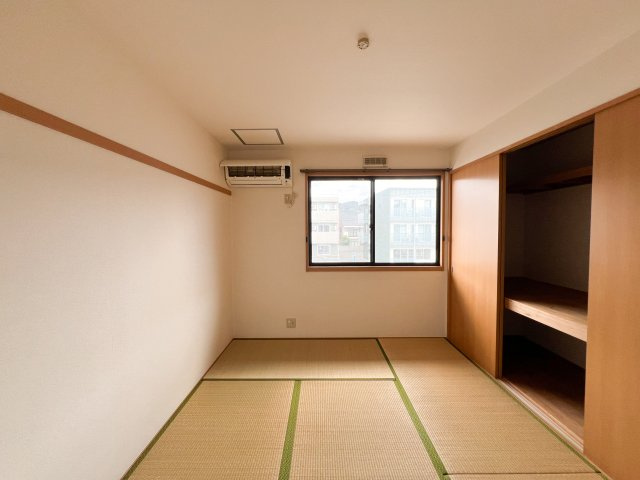ハイツセリュー Ⅲ棟の和室