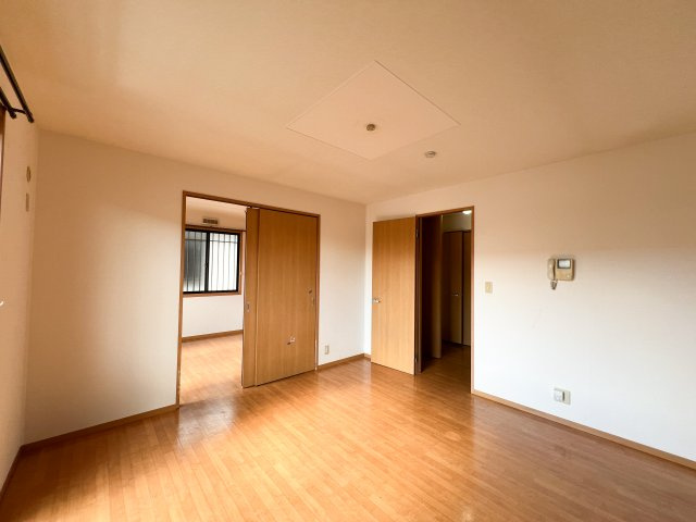 ハイツセリュー Ⅲ棟の居間・リビング