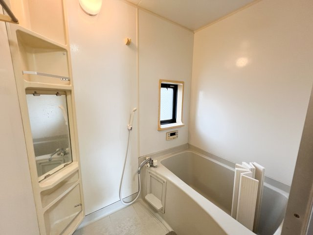 ハイツセリュー Ⅲ棟の浴室