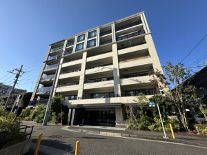 【最_上_階×角_住_戸】ヴェレーナグラン横濱上大岡の画像