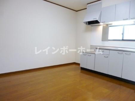 アムールHAPPINESSの居間・リビング