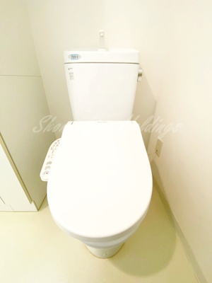 【トイレ】 | YAMAKI TOWER | 温水洗浄便座付き♪