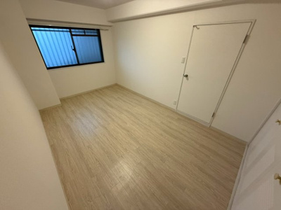 【洋室】 | 春日丘マンション