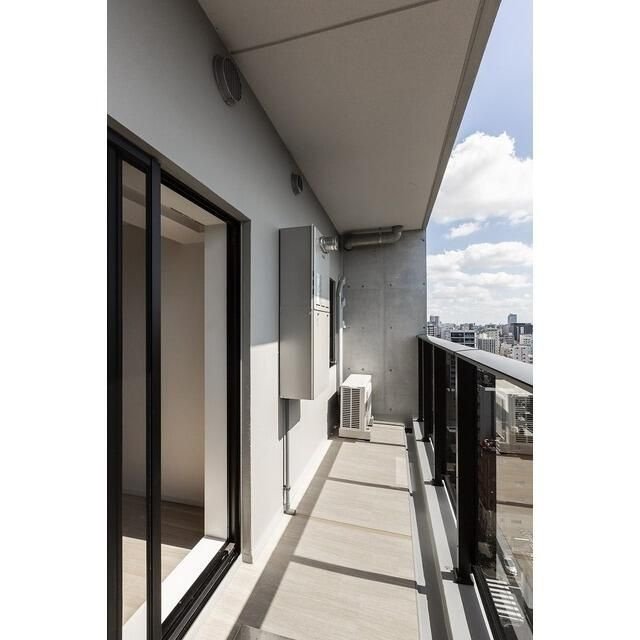 ＬａＳａｎｔｅ　上野のバルコニー