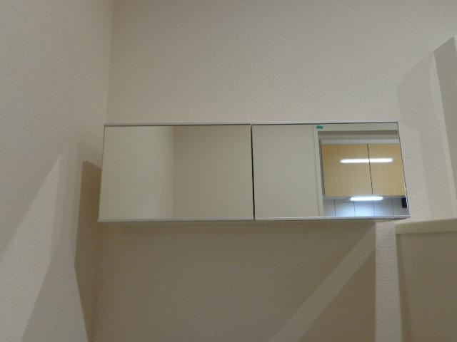 Ｃｅｕ　Ａｚｕｌ（セウ　アジュール）のトイレ|トイレ収納