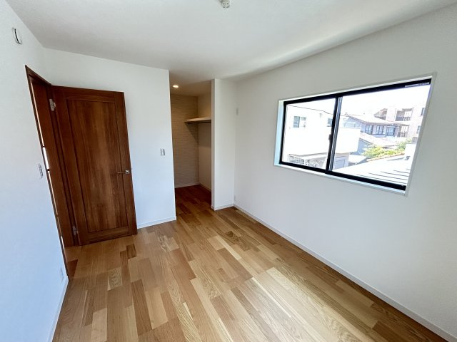 神戸市西区池上２丁目新築戸建２号地の洋室