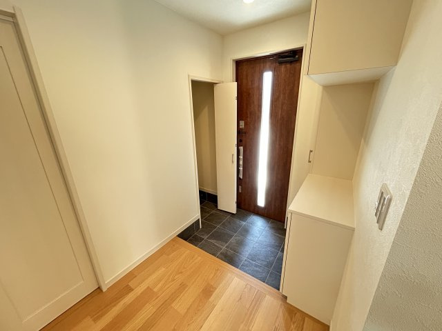 神戸市西区池上２丁目新築戸建２号地の玄関