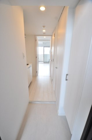 大阪市都島区中野町２丁目の賃貸マンションの玄関