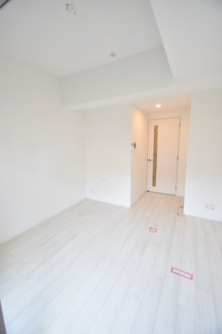 大阪市都島区中野町２丁目の賃貸マンションの居間・リビング