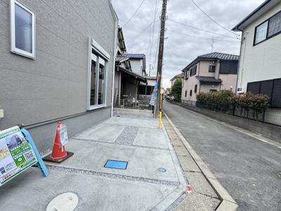 【駐車場】 | 三郷市彦成２丁目新築戸建【彦郷小学校：9分】 | 駐車スペース完備