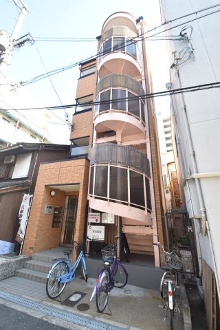 大阪市城東区今福西１丁目の賃貸マンションの外観