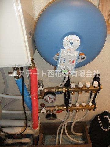Nagaya花巻の設備|セントラルヒーティング（都市ガス仕様）、１階は床暖房