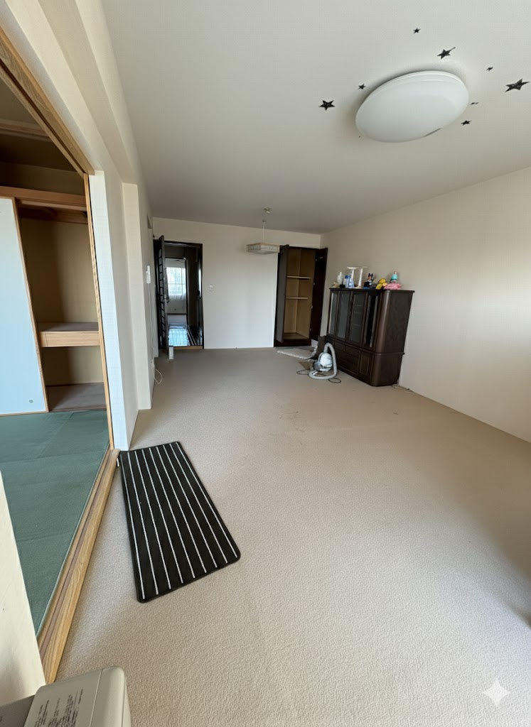 「リーセント双葉町 中古マンション」広さと立地が魅力！おすすめのゆったり3LDK♪の居間・リビング|隣の和室と一体利用可能。空間をアレンジできます。