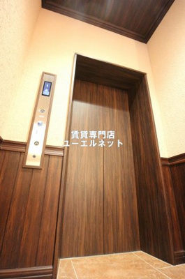 【その他共用部分】 | プレジオ江坂ROUGE | エレベーターで楽々♪