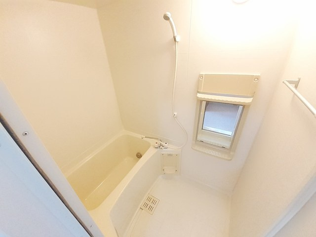 レジデンスさくら台Ａの浴室|バス