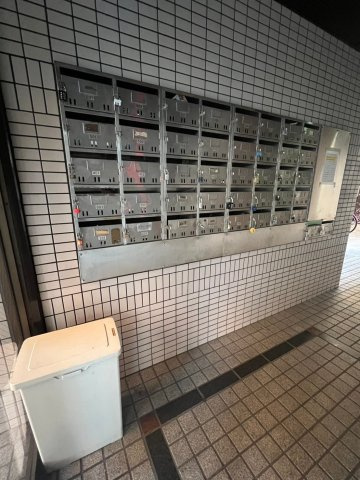 サンライン成育　BRAVI不動産のその他共用部分|【サンライン成育】メールボックス