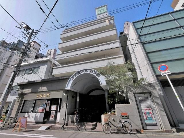 ルミエール四ツ橋の外観