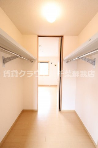 カンパーニュCの収納|衣類の整理がしやすく衣替えしなくても良いのも嬉しいポイント♪