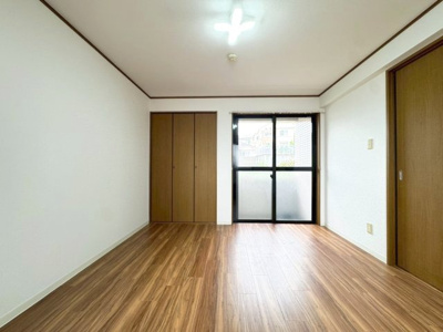 【洋室】 | フェルメ箕面