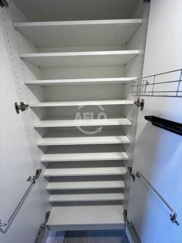 シティタワー大阪本町の収納|シティタワー大阪本町　シューボックス