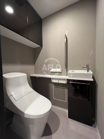 シティタワー大阪本町のトイレ|シティタワー大阪本町　温水洗浄便座